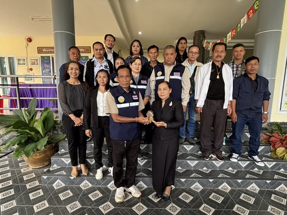 องค์การบริหารส่วนตำบลเขาชัยสน
☘️นายบุญส่ง  เมืองสง  ปลัดองค์การบริหารส่วนตำบล    มอบหมาย
🌿นางสงบ  ลักษณะ   หัวหน้าสำนักปลัดอบต. 
✨ร่วมต้อนรับคณะศึกษาดูงานจากองค์การบริหารส่วนตำบลถ้ำทะลุ อำเภอบันนังสตา จังหวัดยะลา  เรื่อง "ด้านการบริหารจัดการแหล่งท่องเที่ยว"
เพื่อจะนำแนวปฏิบัติไปปรับใช้ในการบริหารแหล่งท่องเที่ยว